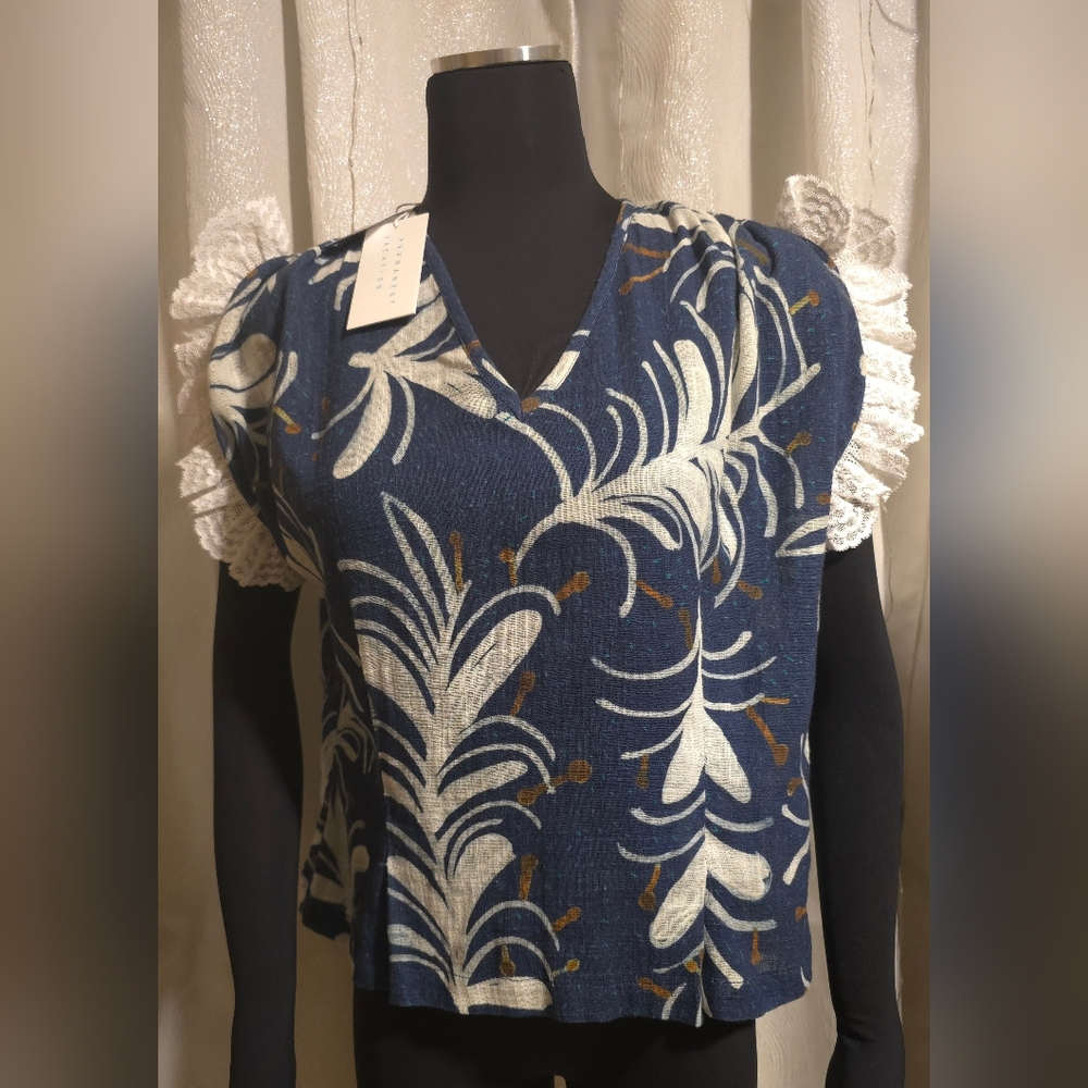Navy and Cream Floral Women's Blouse